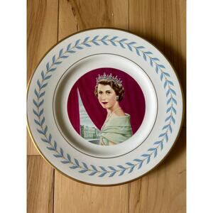 Vintage Queen Elizabeth II Commemorating Coronation Allen Hughes Collector Plate